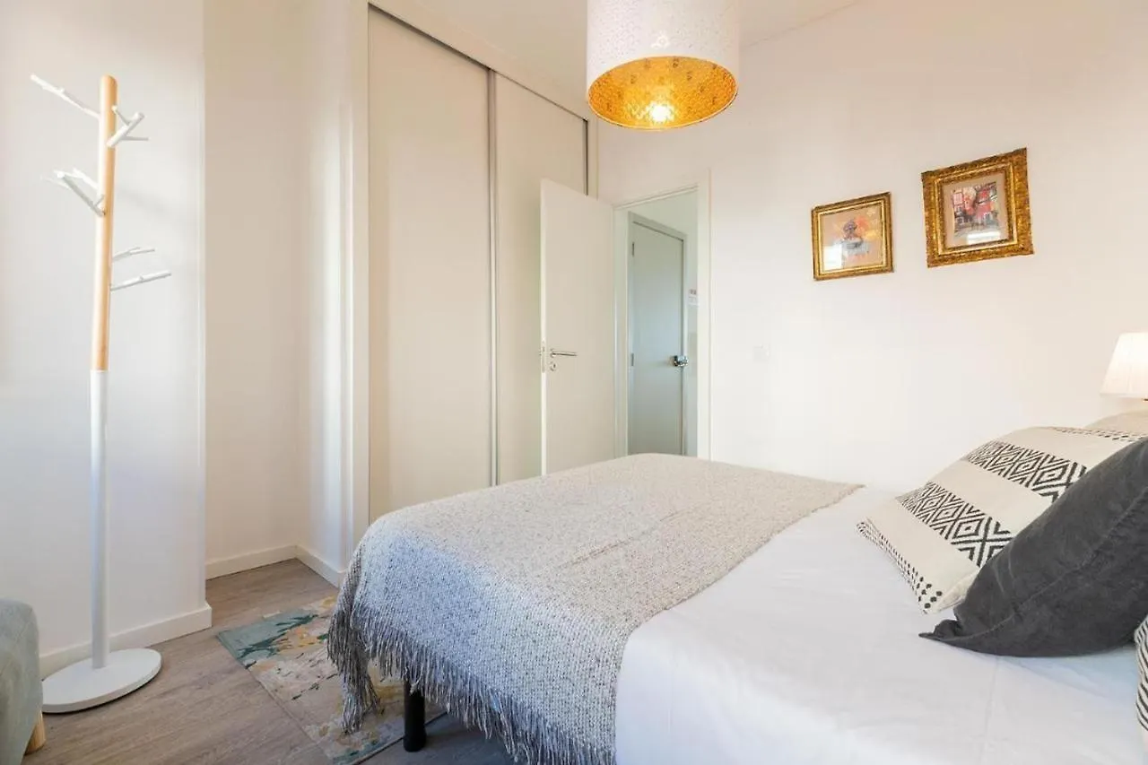 아파트 Designer Flats In Lapa By Lovelystay 리스본
