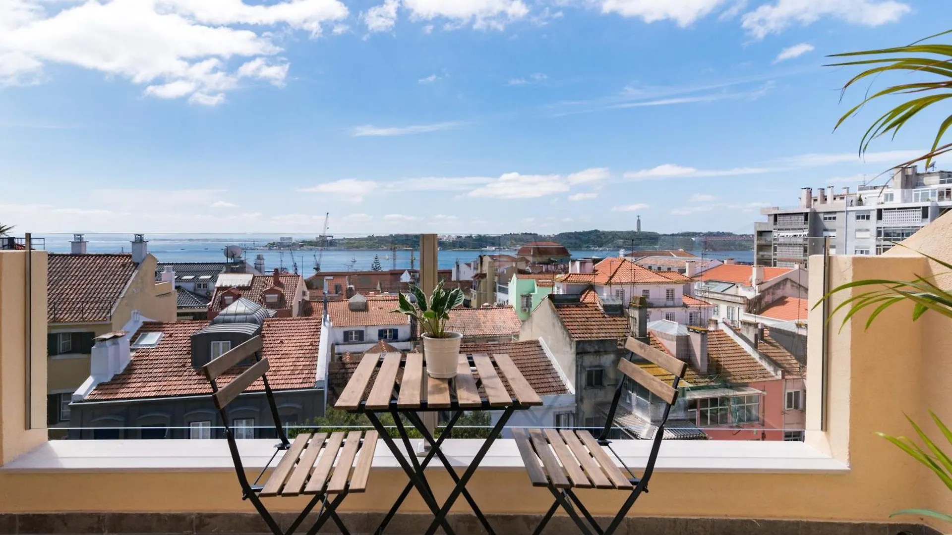 Designer Flats In Lapa By Lovelystay Lisboa 0*,  Portugal