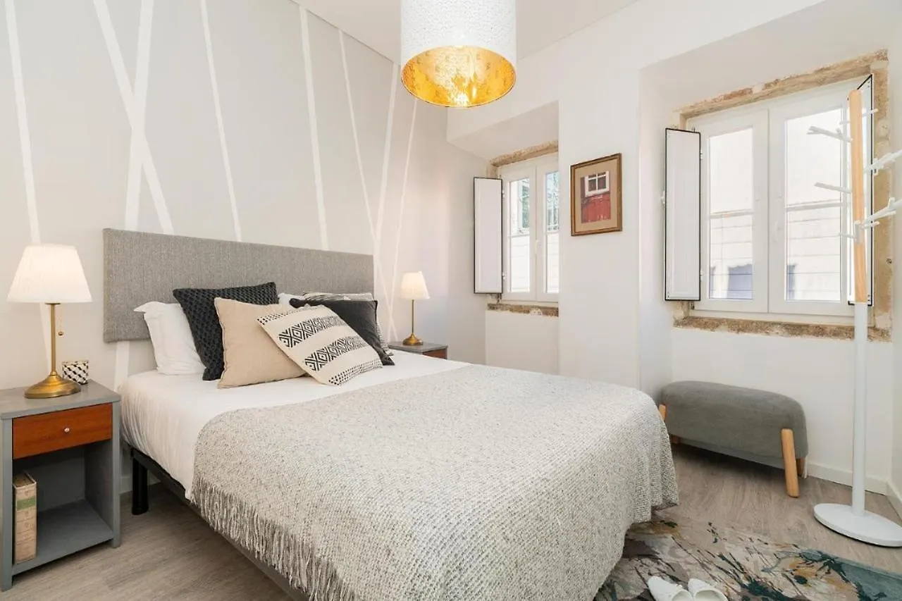 Designer Flats In Lapa By Lovelystay Lisboa