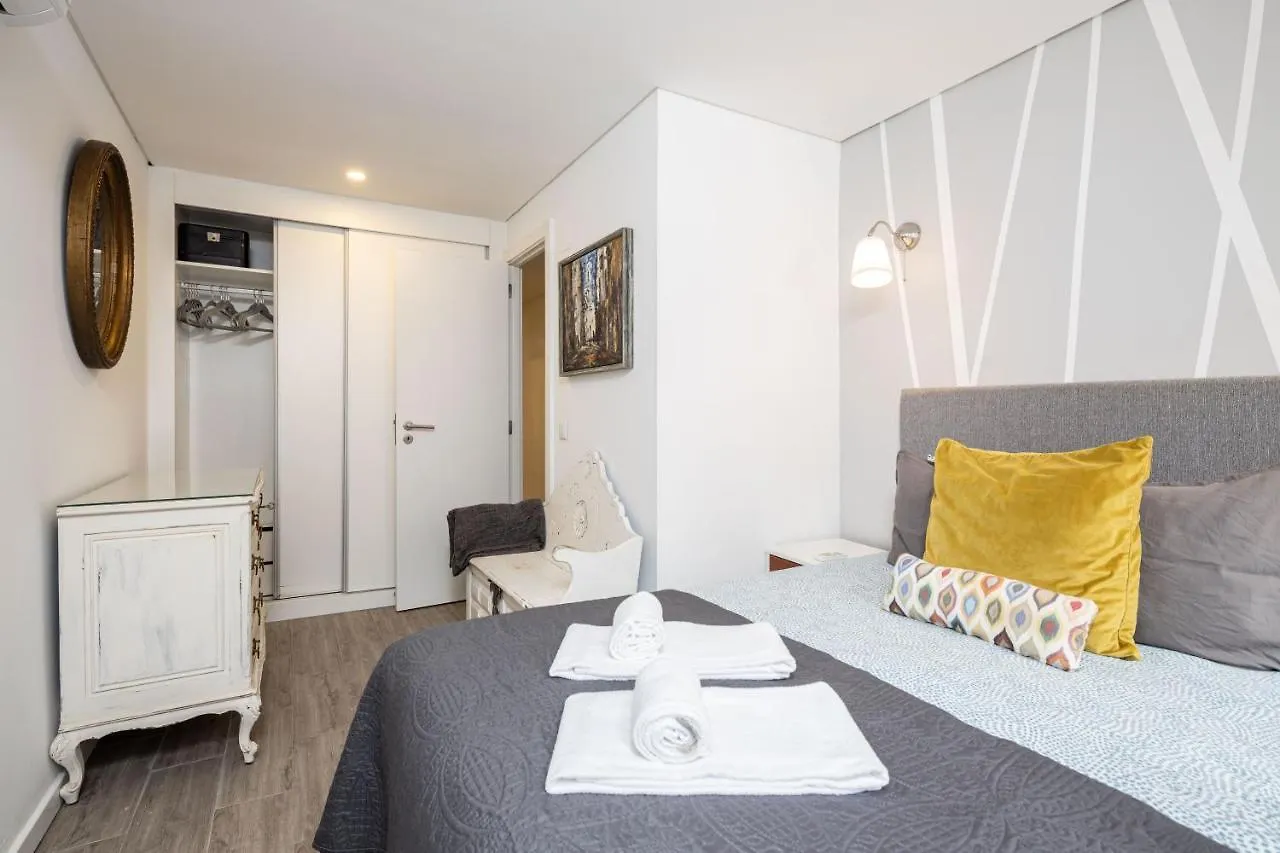 Designer Flats In Lapa By Lovelystay Lisboa