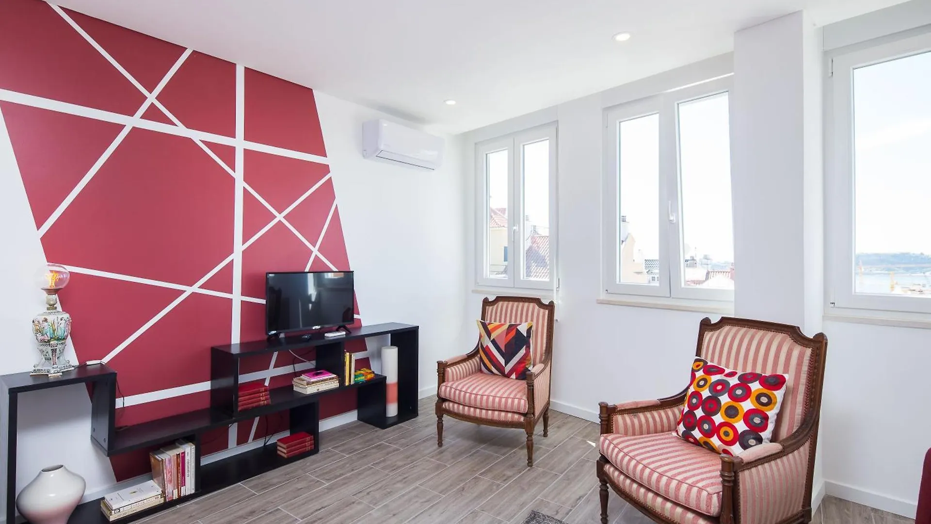 Designer Flats In Lapa By Lovelystay Lisbon 0*,