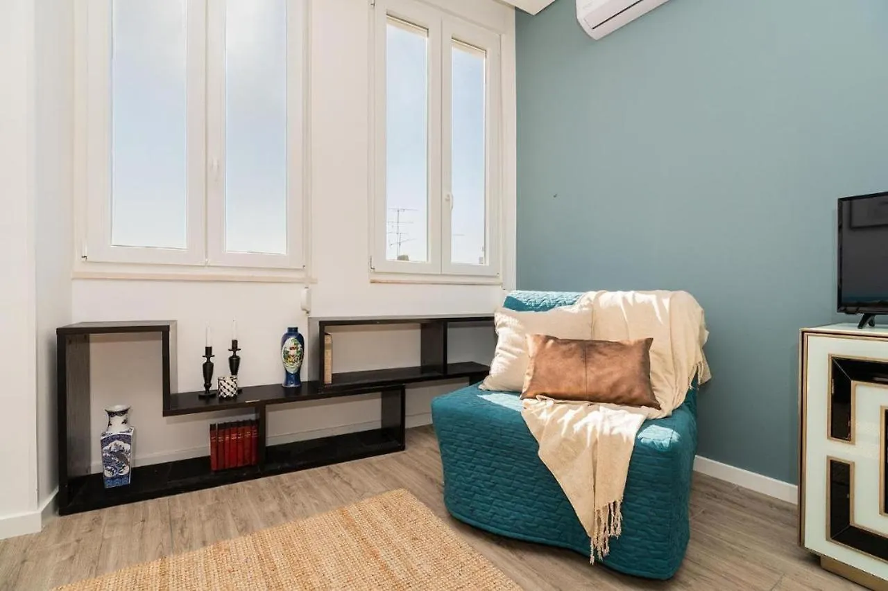 Designer Flats In Lapa By Lovelystay Lisbon Apartment