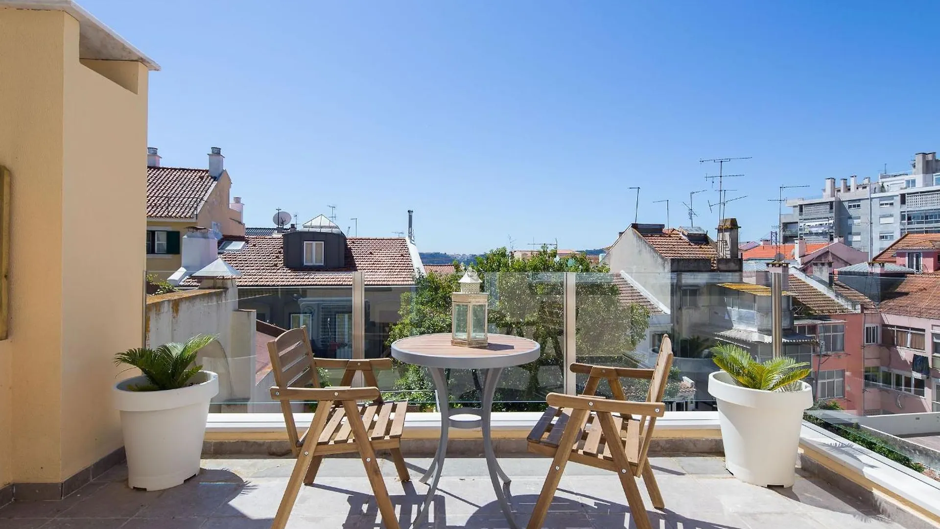 Designer Flats In Lapa By Lovelystay Lisboa